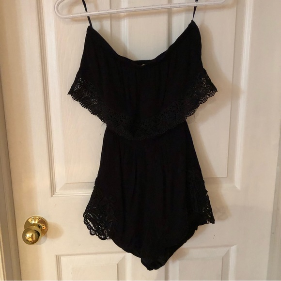 Black,linen,crochet detail romper size s , strapless - Picture 2 of 4